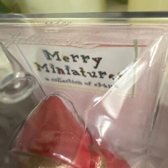 Vintage Hallmark Little Red Riding Hood Miniature 3' Doll Madame Alexand… - Picture 7 of 8